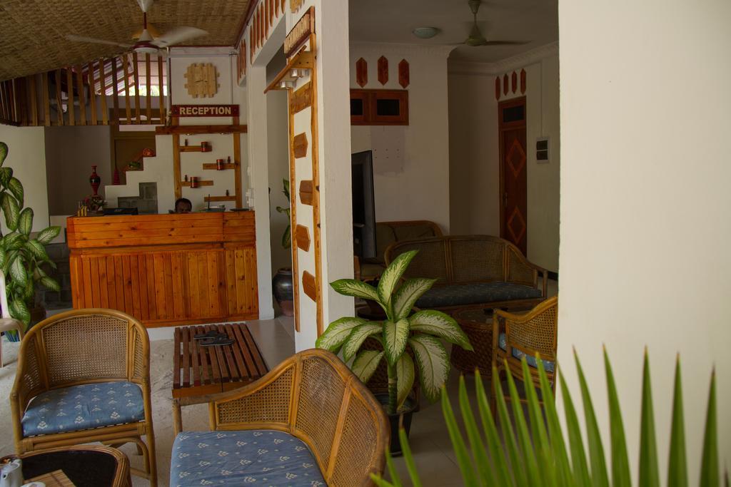 Alvi Star Inn Туладу Экстерьер фото